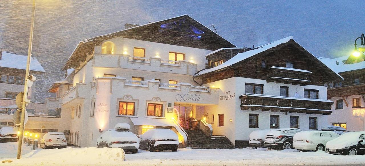 אישגל Hotel Kristall B&B מראה חיצוני תמונה